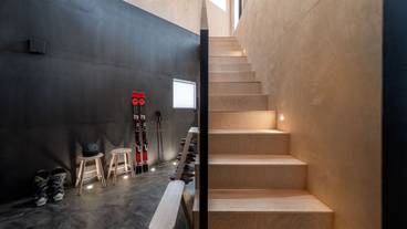 内部エントランス / 2