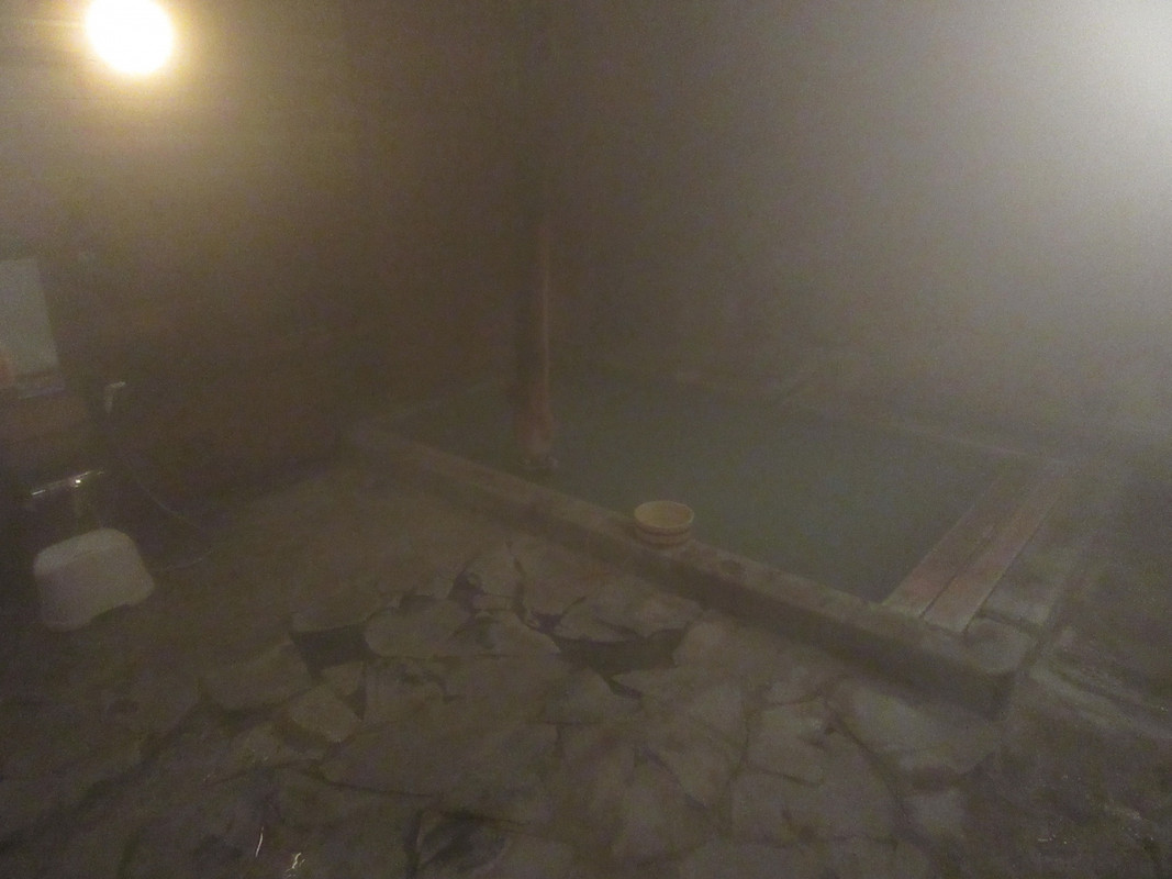 邯鄲の湯は、飲泉可で良いお湯でした。