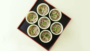 食事・飲み物 / 3