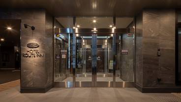 内部エントランス / 2