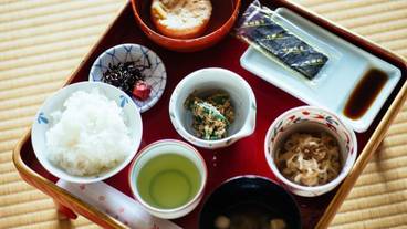 食事・飲み物 / 4