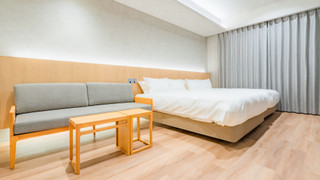 スタンダード スタジオ