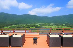 「天空テラス」で足湯と絶景を堪能