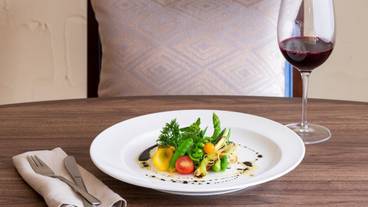 食事・飲み物 / 4