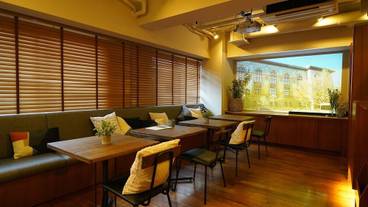 ロビー応接スペース / 6