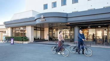 エントランスとシェアサイクルイメージ / 3