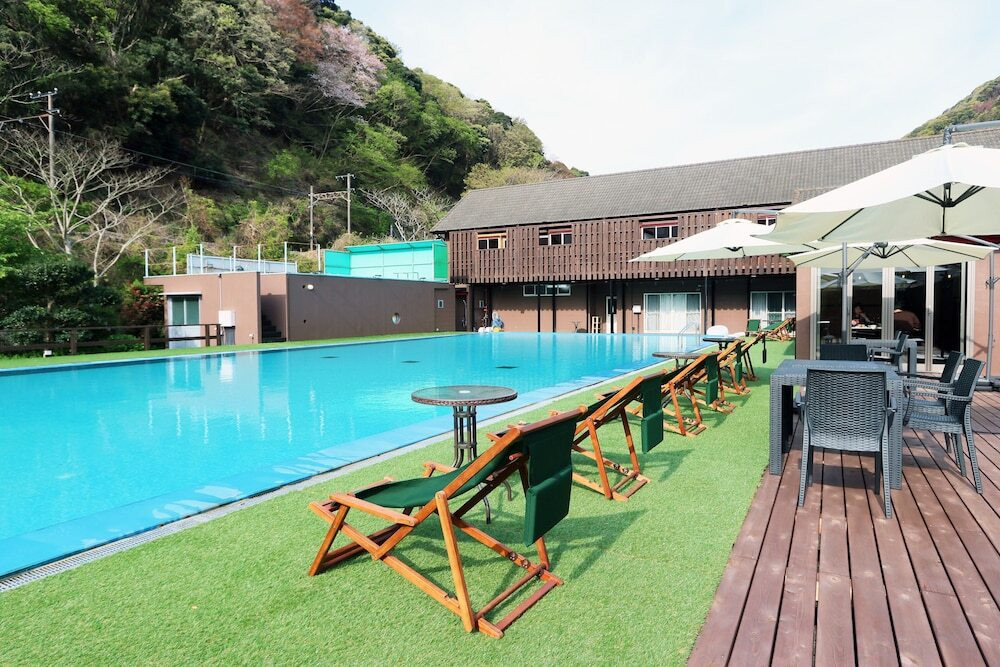 プールサイドバー