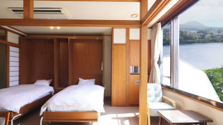 【最上階客室】河口湖ビュー禁煙 和洋室