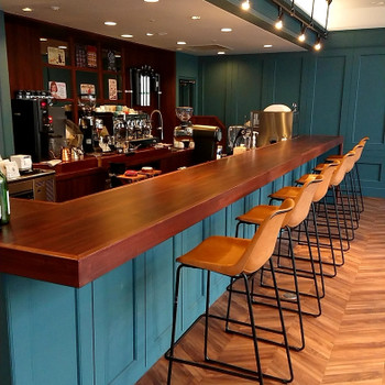 「ヨシノリ コーヒー 旭川駅前店」 内観 129864482 カウンター席