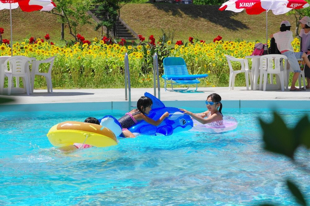 夏季限定のガーデンプール②