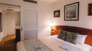 デラックス シングルルーム 禁煙 夕食18時スタート