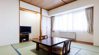 [禁煙] 和洋室1~5名〈海側〉