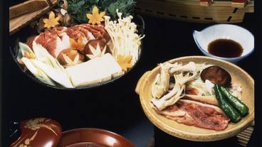 食事・飲み物 / 3