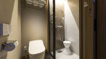 客室シャワーブース一例 / 16