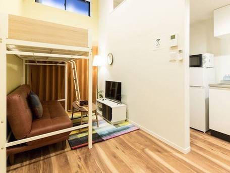 TRIP POD HIGASHI-HIE / 1