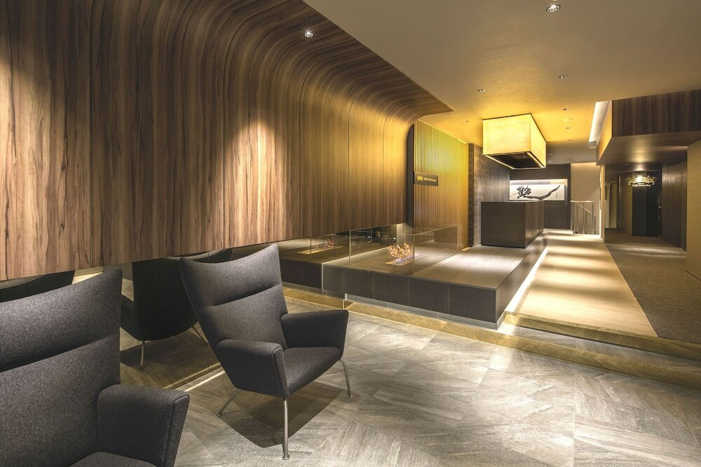 フリードリンクやケーキでラウンジ女子会を♪4023633