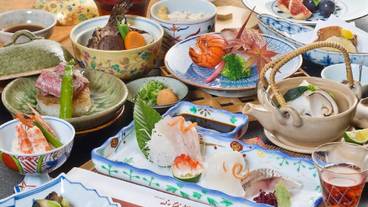 食事・飲み物 / 4