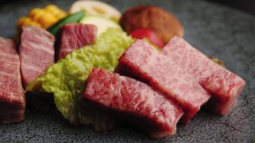 食事・飲み物 / 14