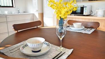 客室内のダイニングエリア / 23