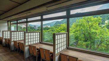 食事処「行雲」 カウンター席 / 8