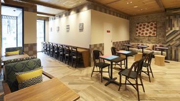 ロビーラウンジ / 9