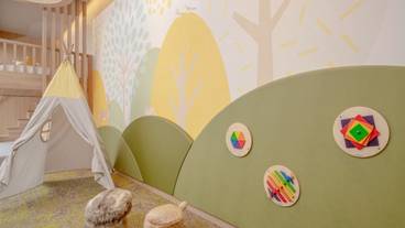 客室 / 23
