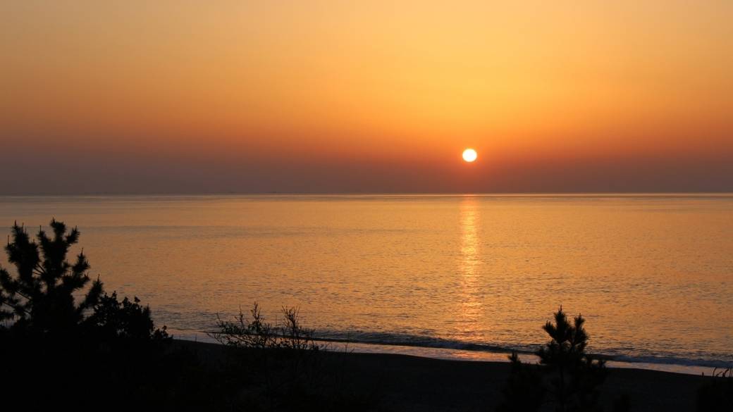 七里御浜海岸の朝日② / 2