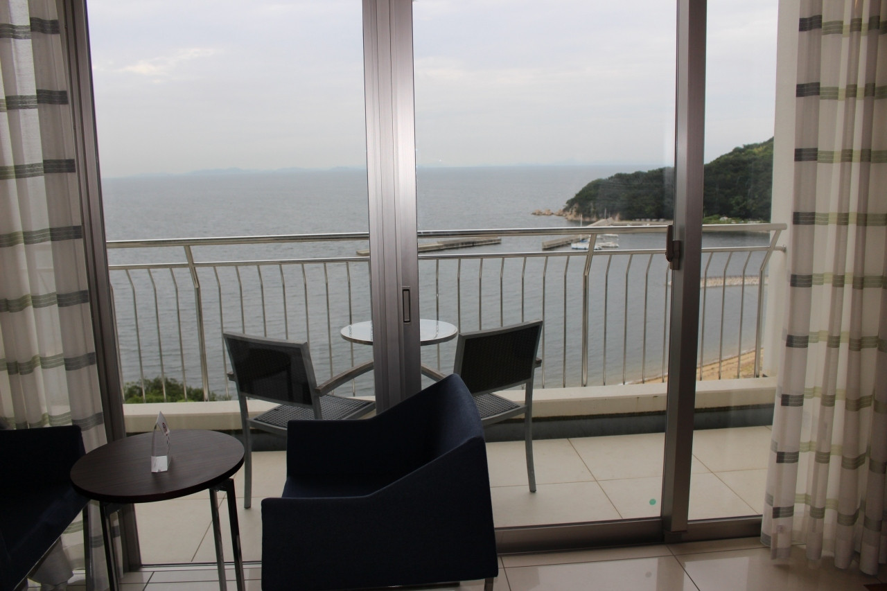 オーシャンビューの客室で贅沢なひとときを。3451679