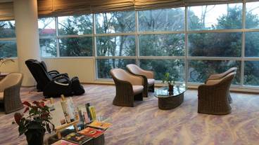 ロビー応接スペース / 17