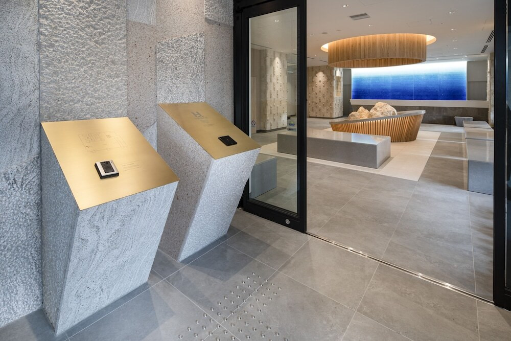 内部エントランス