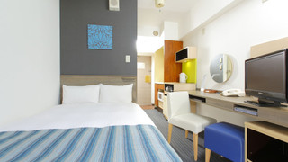 スタンダードダブルルーム スモールダブルベット利用 喫煙可 (ハウスキーピングは有料オプション)