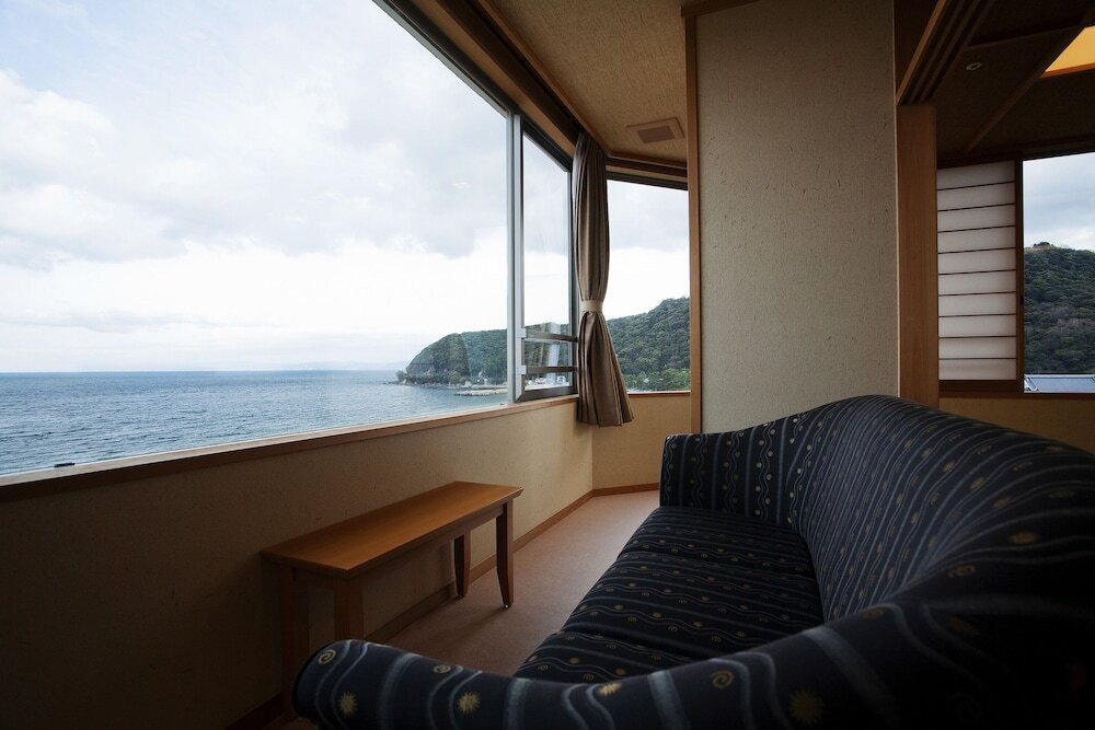 淡路島洲本温泉 海月舘（アワジシマスモトオンセン　カイゲツカン） / 2