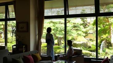 ロビーラウンジ / 5