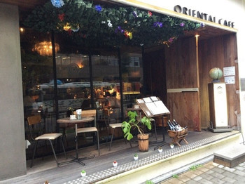 「オリエンタル カフェ」外観 1123262 
