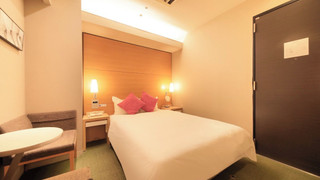 ダブルルームダブルサイズベッド 1 台 禁煙