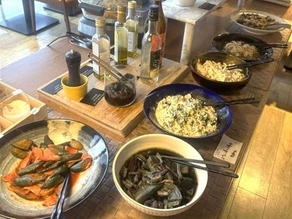 朝食ビュッフェ