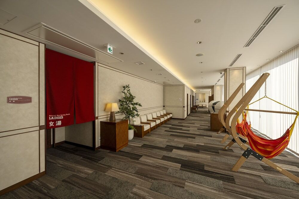 大浴場前の寛ぎスペース