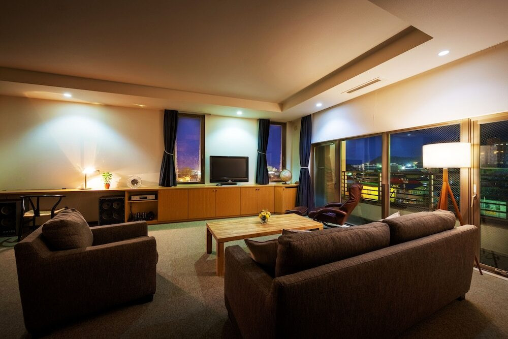 1日限定10室！隠れ家的なプライベートホテルでワンランク上の時間を4005621