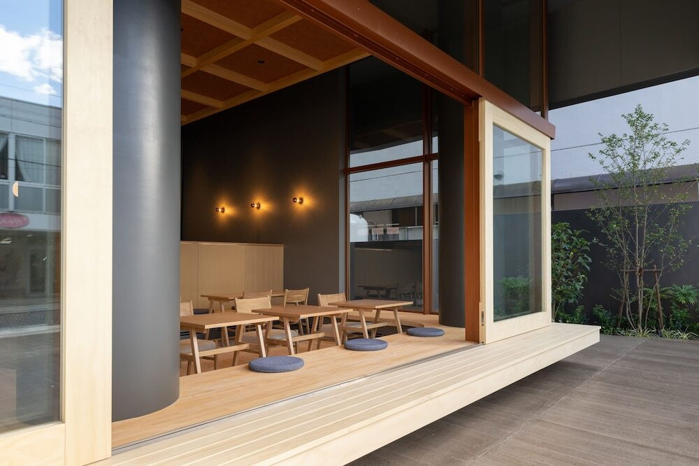 ロビーラウンジ