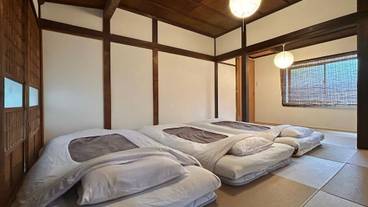 客室 / 15