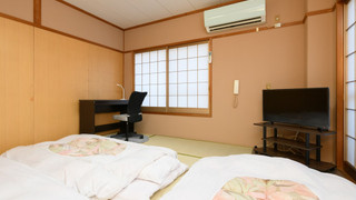 和室 共用バストイレ 3名用 禁煙