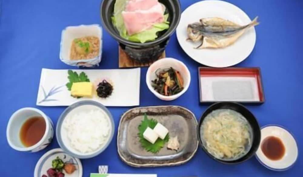 お部屋食だから叶う
ゆっくり朝食時間 / 1