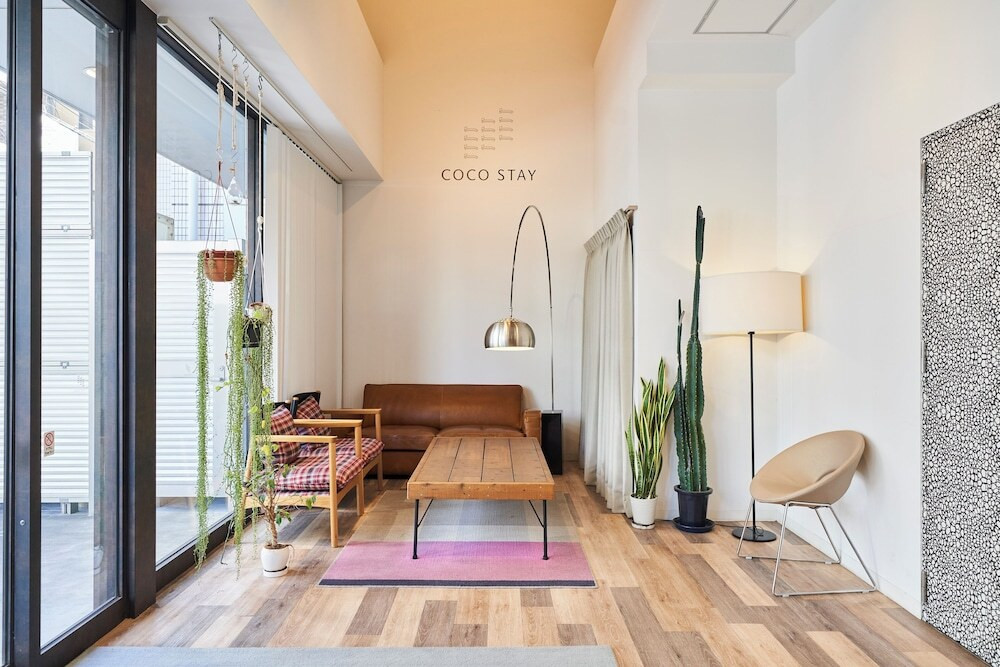 ロビーラウンジ