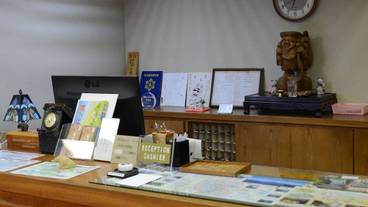 チェックイン / チェックアウト キオスク / 1