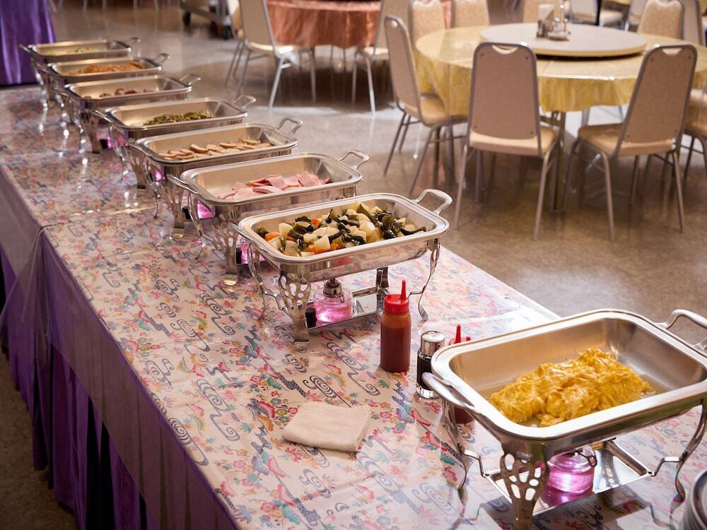 朝食ビュッフェ