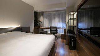 ビジネス ダブルルーム ダブルベッド 1 台 禁煙