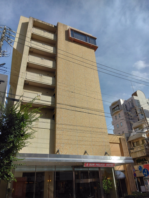 静岡駅南口から徒歩ですぐの場所で便利でした。