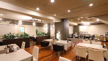 朝食スペース / 5