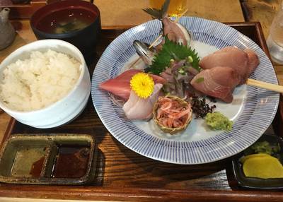 囲炉茶屋