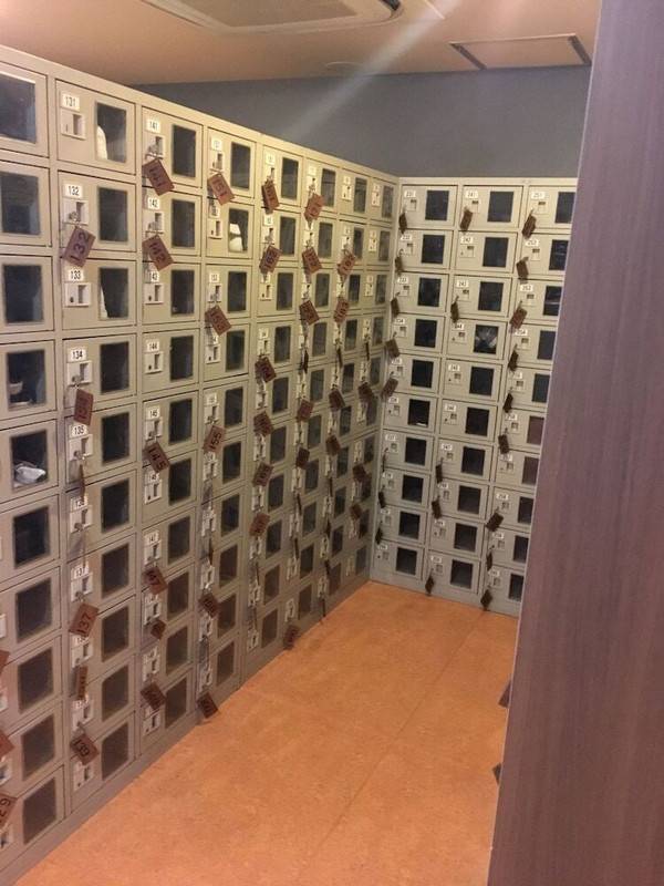 内部エントランス